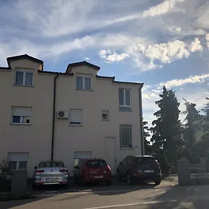 Kristo Appartement