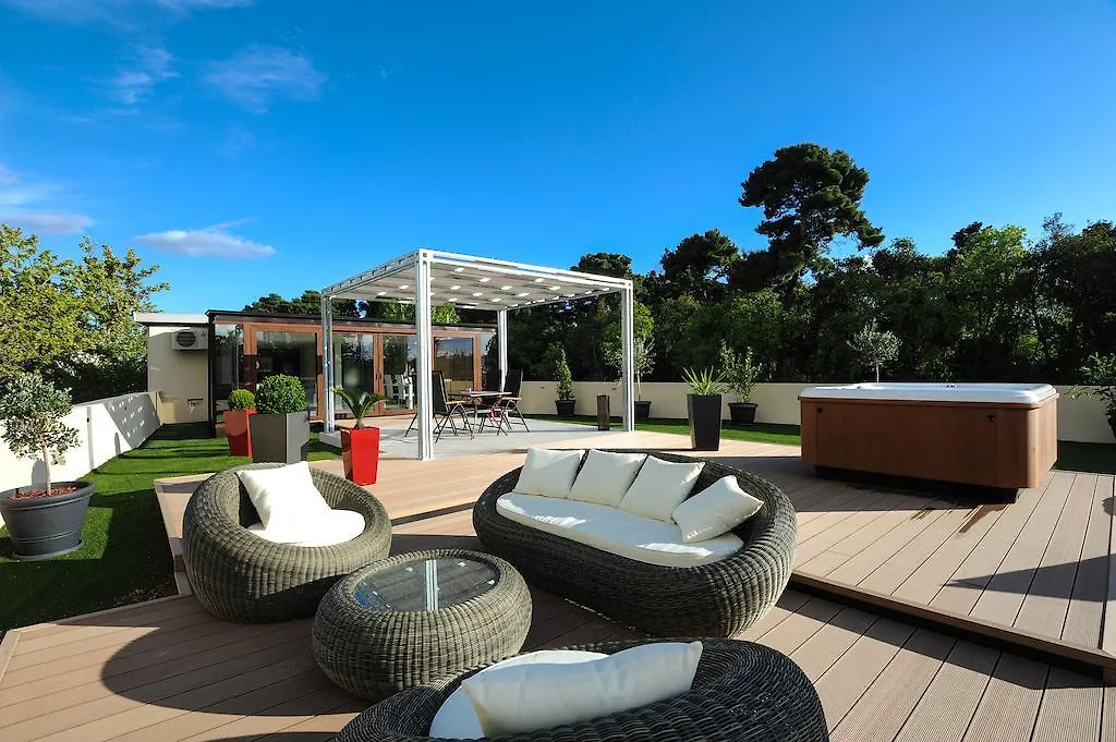 Feel Good Penthouse With Jacuzzi Διαμέρισμα Ζαντάρ