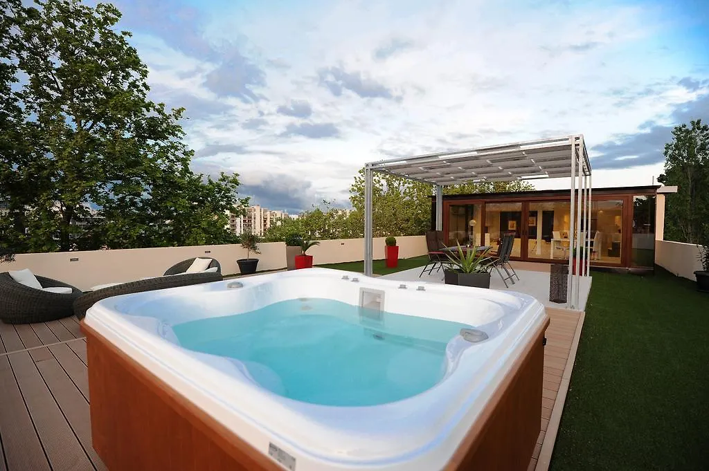 Feel Good Penthouse With Jacuzzi Διαμέρισμα Ζαντάρ